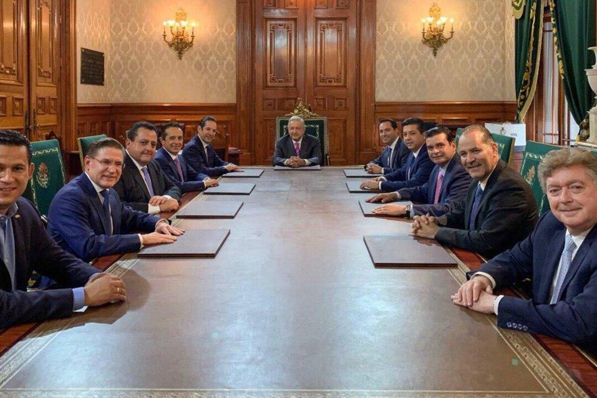 AMLO y panistas buscan atacar la corrupción