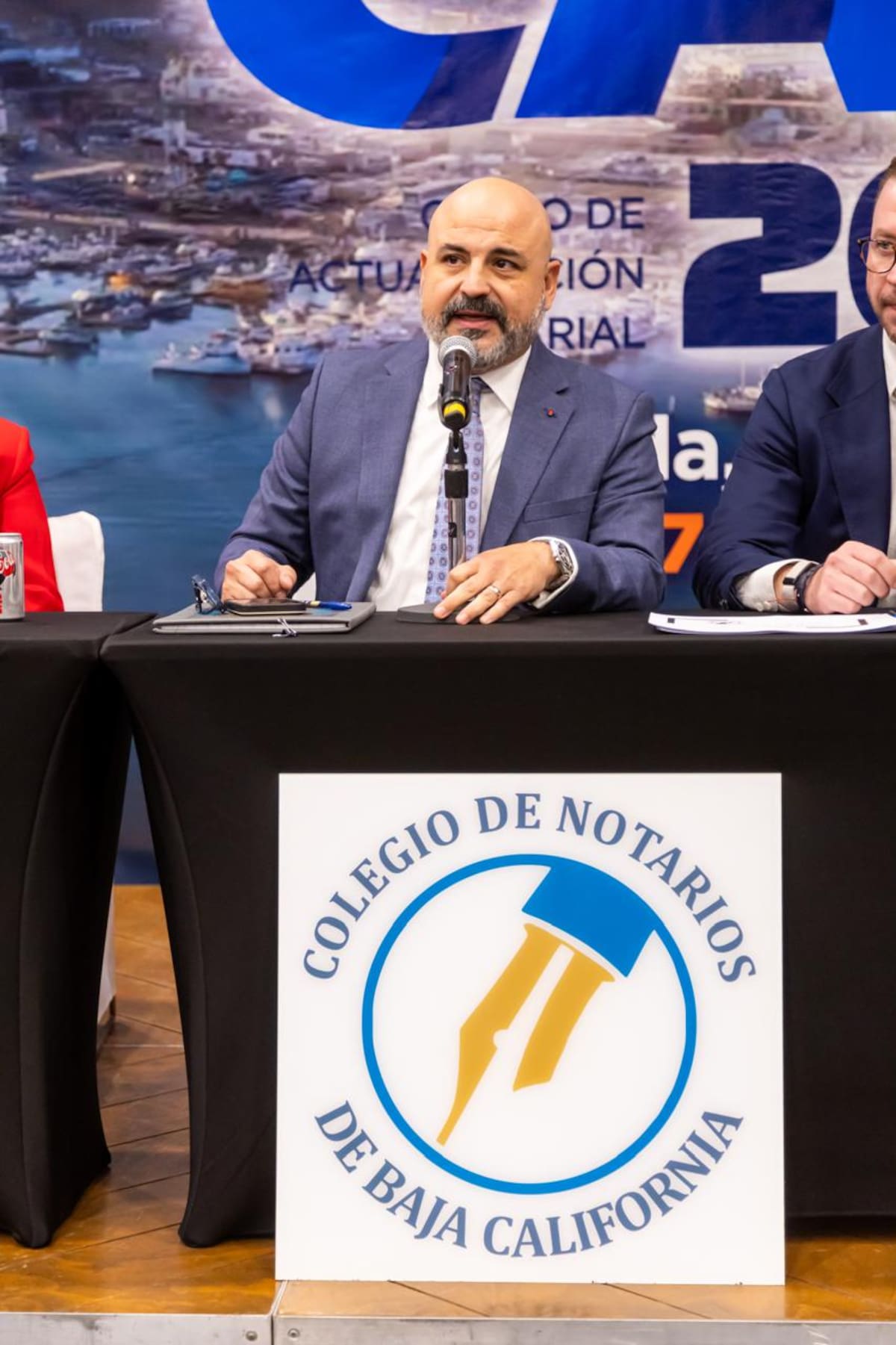 Gabriel Tobías Duarte Corral asumió la presidencia del Colegio de Notarios de Baja California para el periodo 2026-2028, con el compromiso de fortalecer la transparencia, la ética profesional y la actualización tecnológica del gremio. Foto: Cortesía