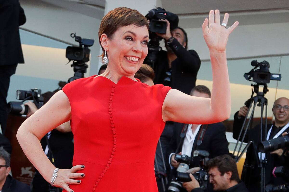 Condecoran a Olivia Colman antes de debutar en ‘The Crown’