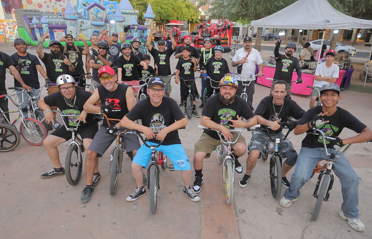 El grupo "Ruckstars Old School" de bikers BMX, esta conformado por ciclistas de edad mediana que en su juventud realizaban atrevidas acrobacias. | Crédito: Eleazar Escobar