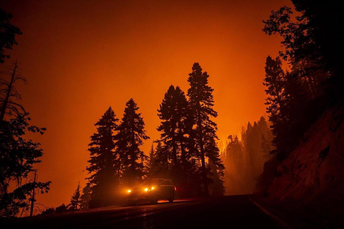 Incendios en Estados Unidos: El mayor es tan grande que ya genera su propio clima