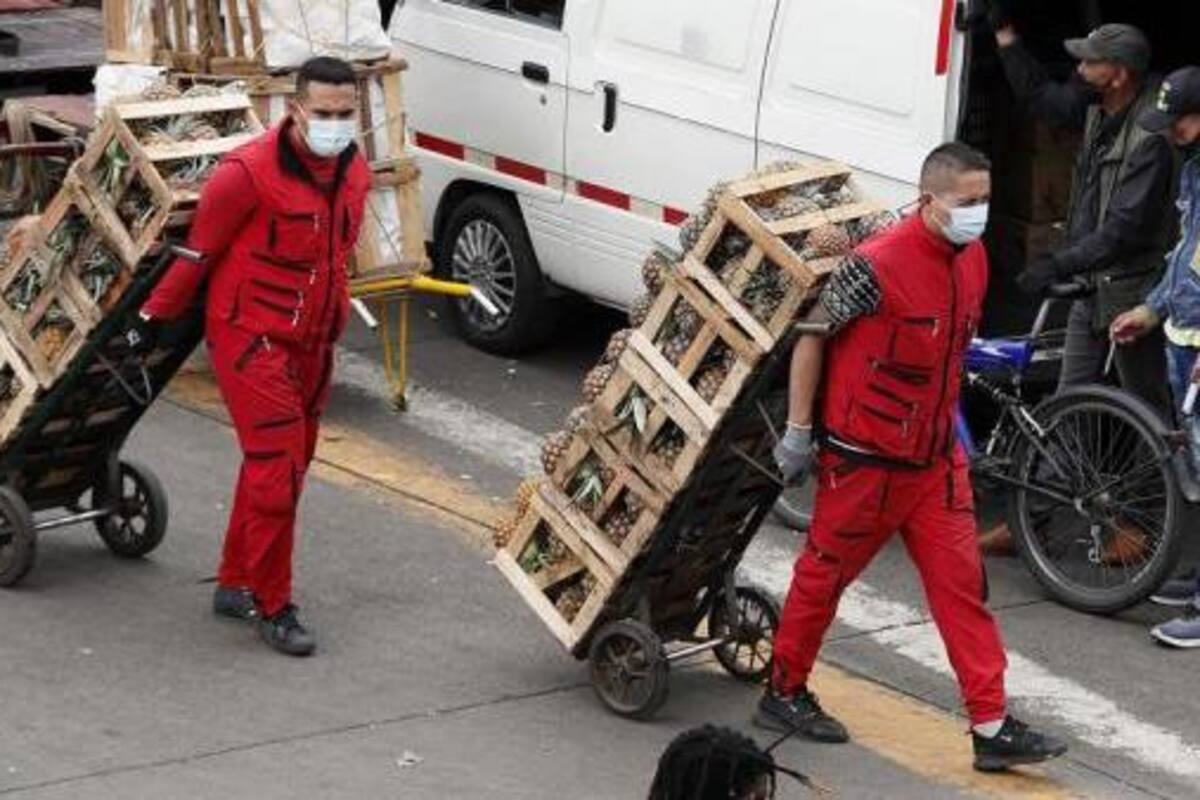 Colombia supera el millón de casos de Covid-19, con temor a una nueva ola de la pandemia