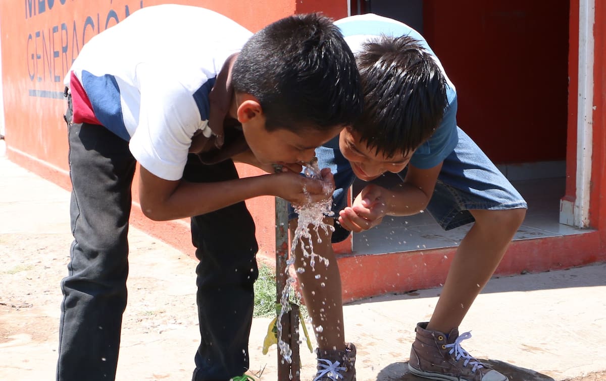 El 85% de los hermosillenses desconfía de tomar agua de la llave. FOTO: BANCO DIGITAL
