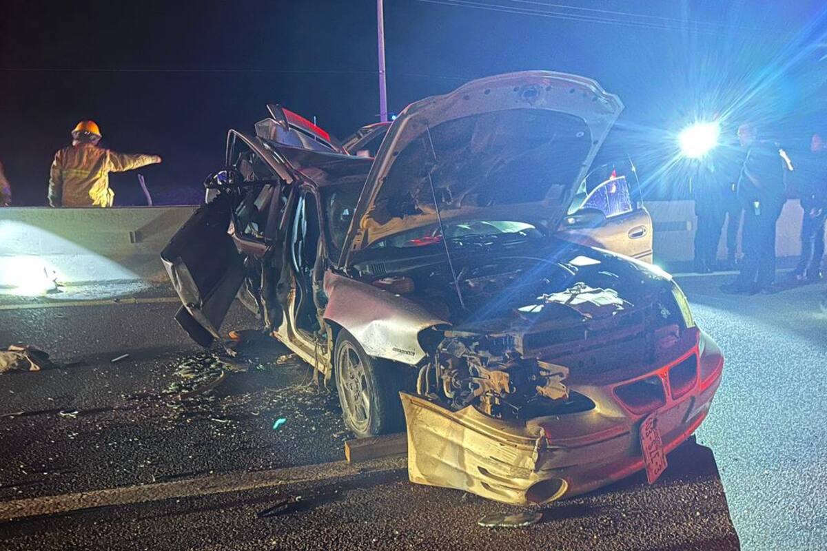 Muere joven menor de edad en choque vehicular; su novia se encuentra gravemente herida