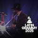 Carín León se presenta en los Latin Grammy 2025 junto a Kacey Musgraves; interpretan su tema “Lost in Translation”