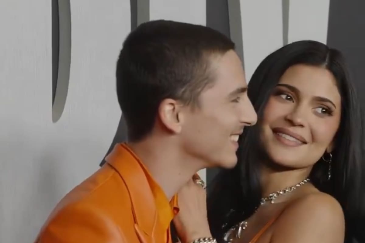 Kylie Jenner y Timothée Chalamet acaban rumores de ruptura con aparición explosiva en la premiere de Marty Supreme