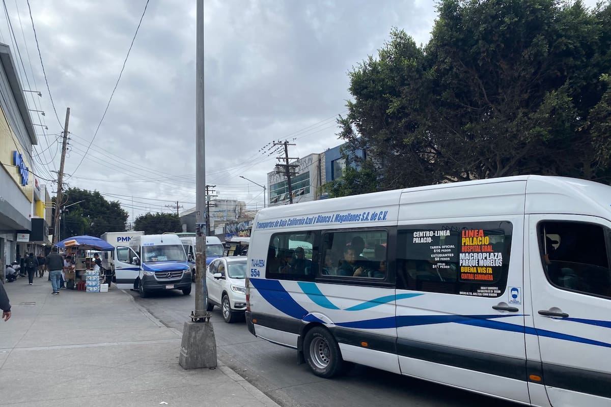 IMOS sanciona a operadores de transporte público por cobrar tarifas no autorizadas