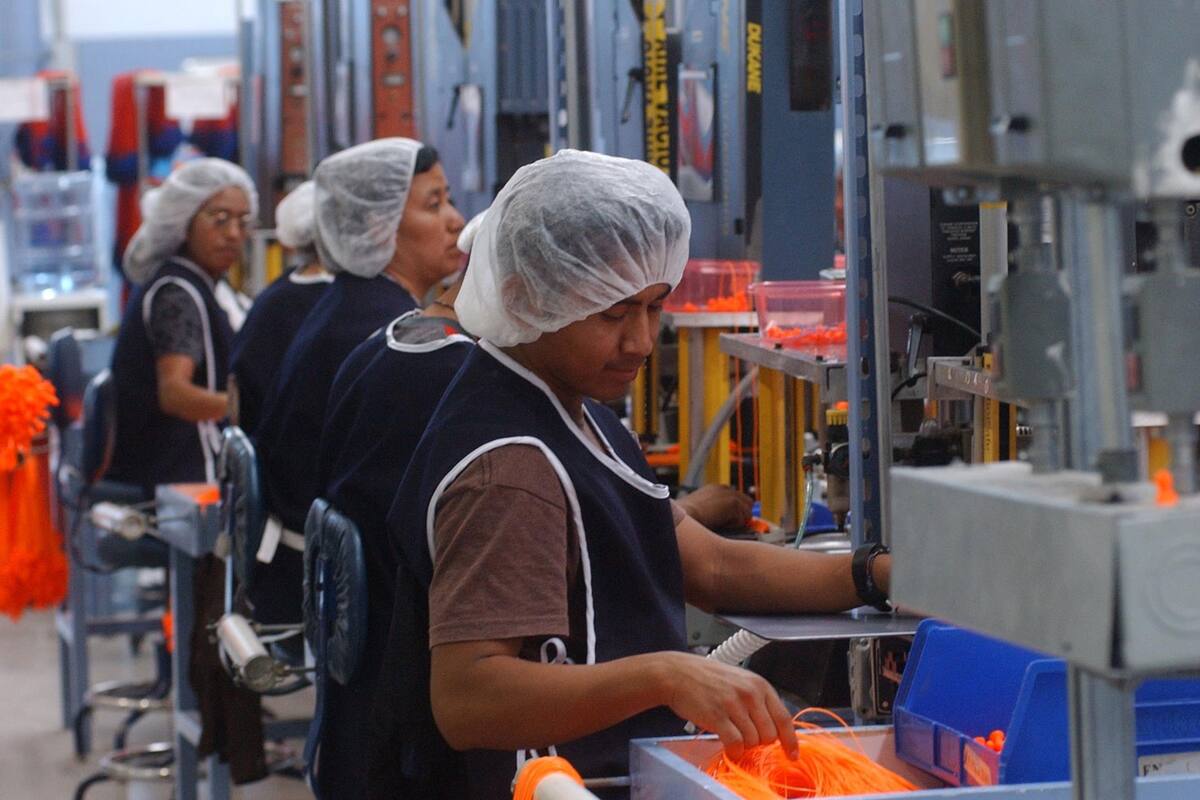 Traba en permisos detiene inversión de maquiladoras