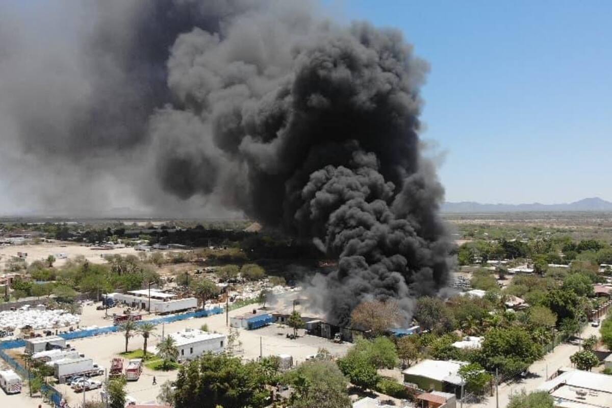 Se incendia bodega de productos químicos en Hermosillo
