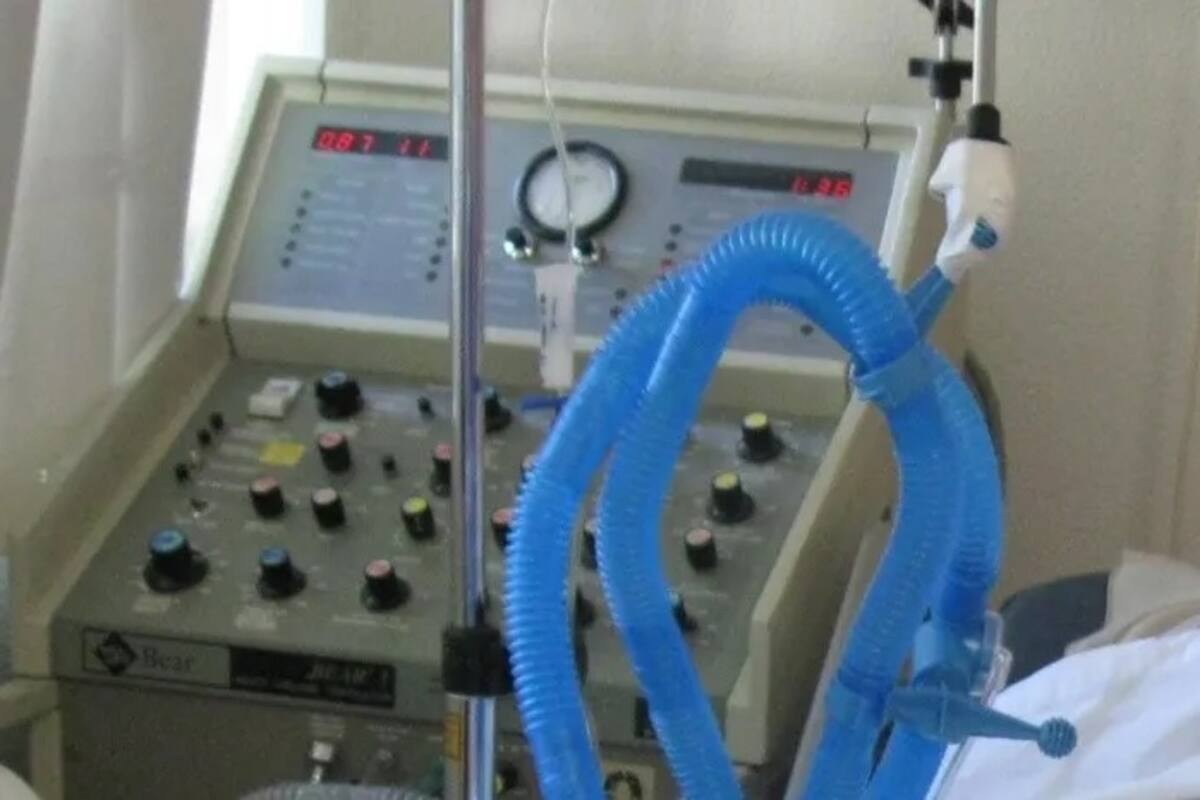 Dan de alta a mujer que pasó 105 conectada a un respirador artificial por Covid-19 en el Reino Unido