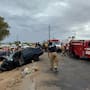 Choque frontal entre dos autos deja a tres personas lesionadas en la carretera a Riito
