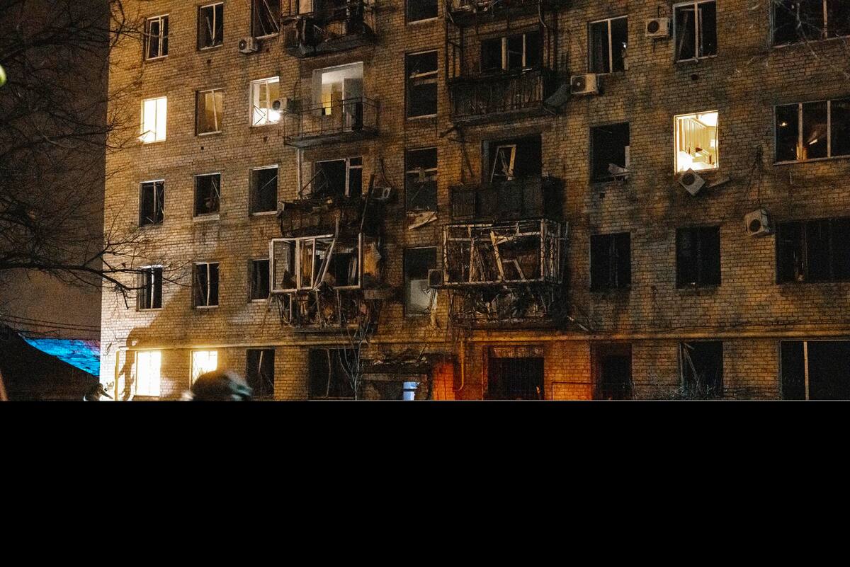 DNIPRO (Ukraine), 29/03/2025.- A handout photo made available by the Dnipropetrovsk Regional State Administration shows Ukrainian rescuers working at the site of a drone hit amid the ongoing Russian invasion late at night on 28 March, in Dnipro, Ukraine, 29 March 2025. At least four people died and another 19 were injured during the massive drone attack according to the Dnipropetrovsk Regional State Administration. (Rusia, Ucrania) EFE/EPA/Dnipropetrovsk Regional State Administration