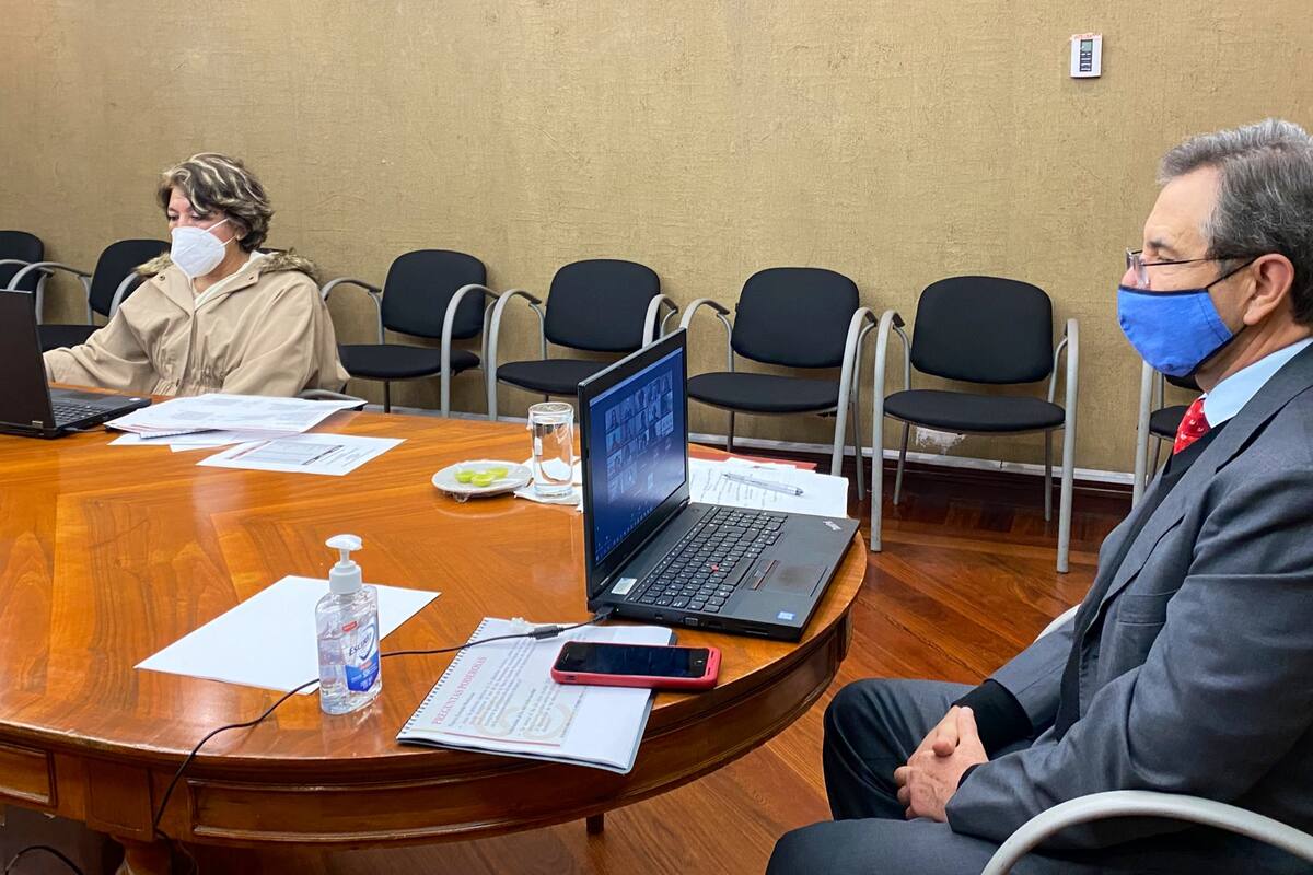 EU da beneplácito a Esteban Moctezuma como embajador de México
