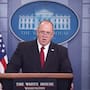 ICE revisa el reclutamiento y entrenamiento de sus agentes tras las muertes de migrantes en Texas y Maine, pero Tom Homan rechaza reconocer errores en los operativos