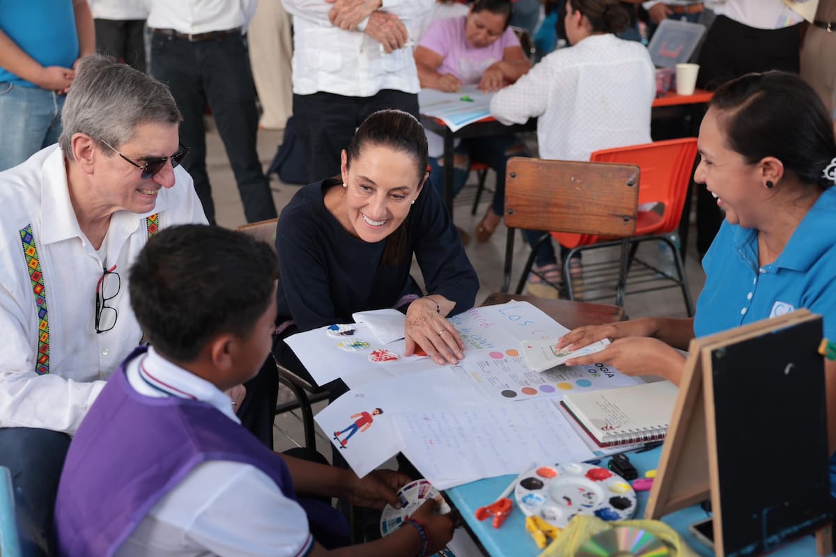 Entrega de recursos, programa La Escuela es Nuestra. Colima. | Presidencia