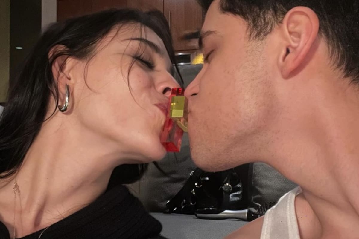 “Bien corriente”, critican a Danna Paola por subir imagen semidesnuda con su pareja