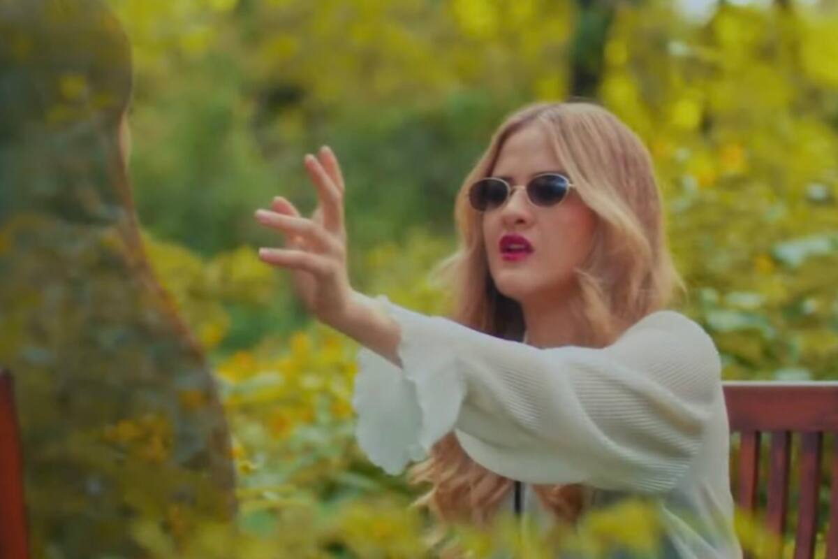 Mar Rendón de La Academia estrena su versión de "Laura no está"