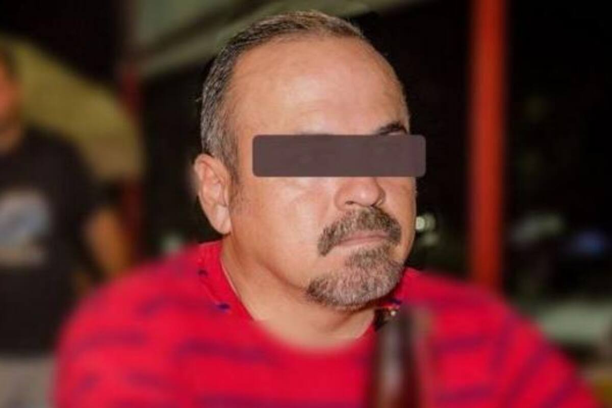 Vinculan a proceso a ex funcionario de Puerto Vallarta hallado con niña en auto