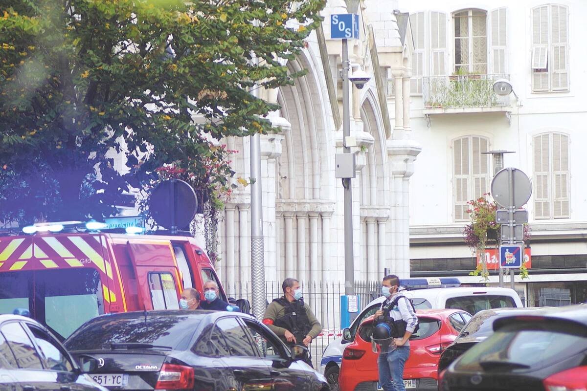 Sube Francia las alertas de seguridad
