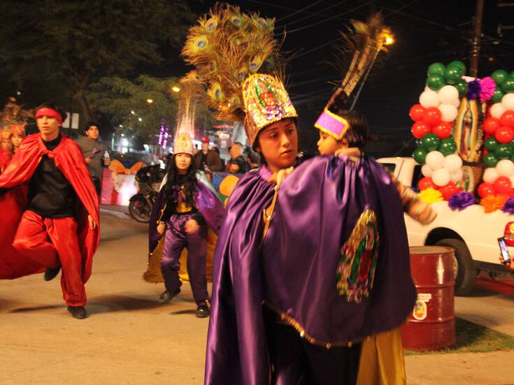 Matachines peregrinan por más de dos horas a la Catedral