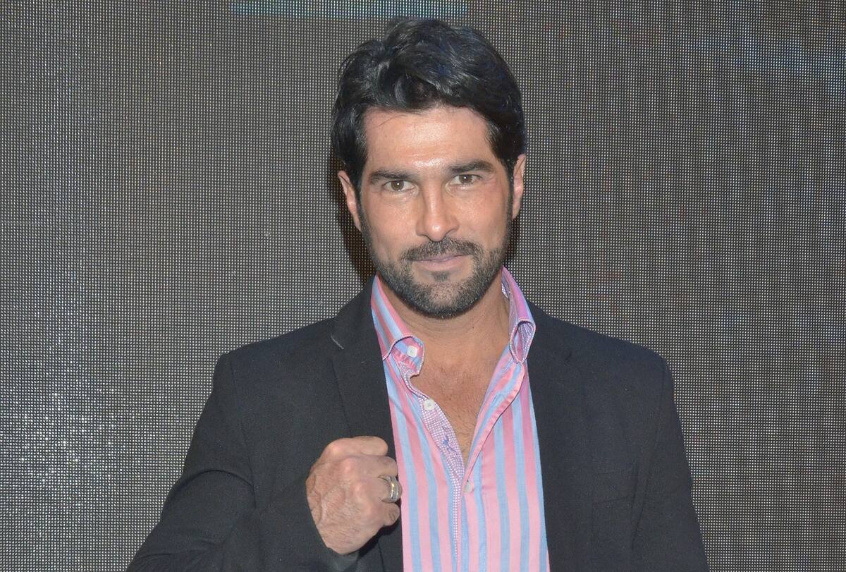 Arturo Carmona se mostró contento de volver a trabajar con Aracely Arámbula, destacando su profesionalismo en el proyecto.