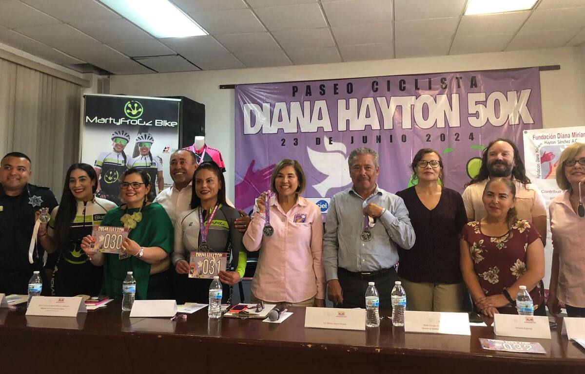 Rueda de prensa del paseo ciclista de la fundación Diana Hayton.