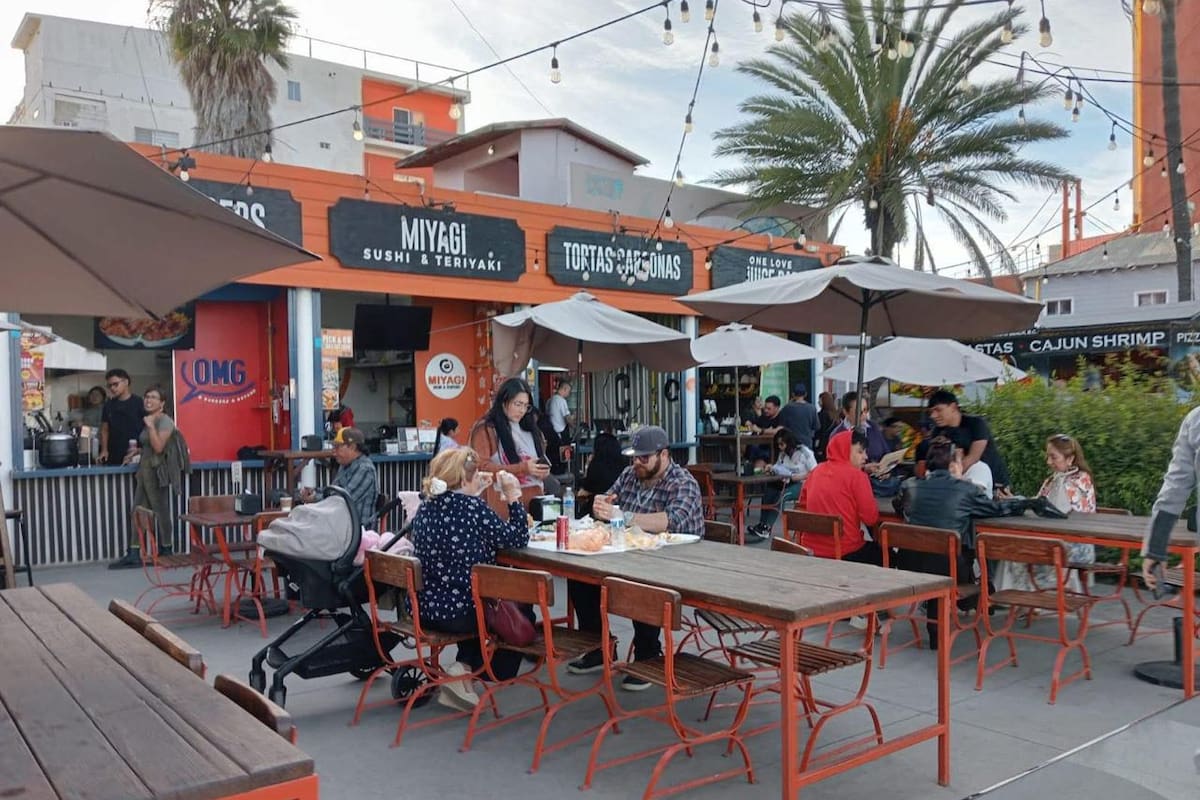 Restauranteros de Rosarito prevén repunto hasta del 25% por el Día de las Madres