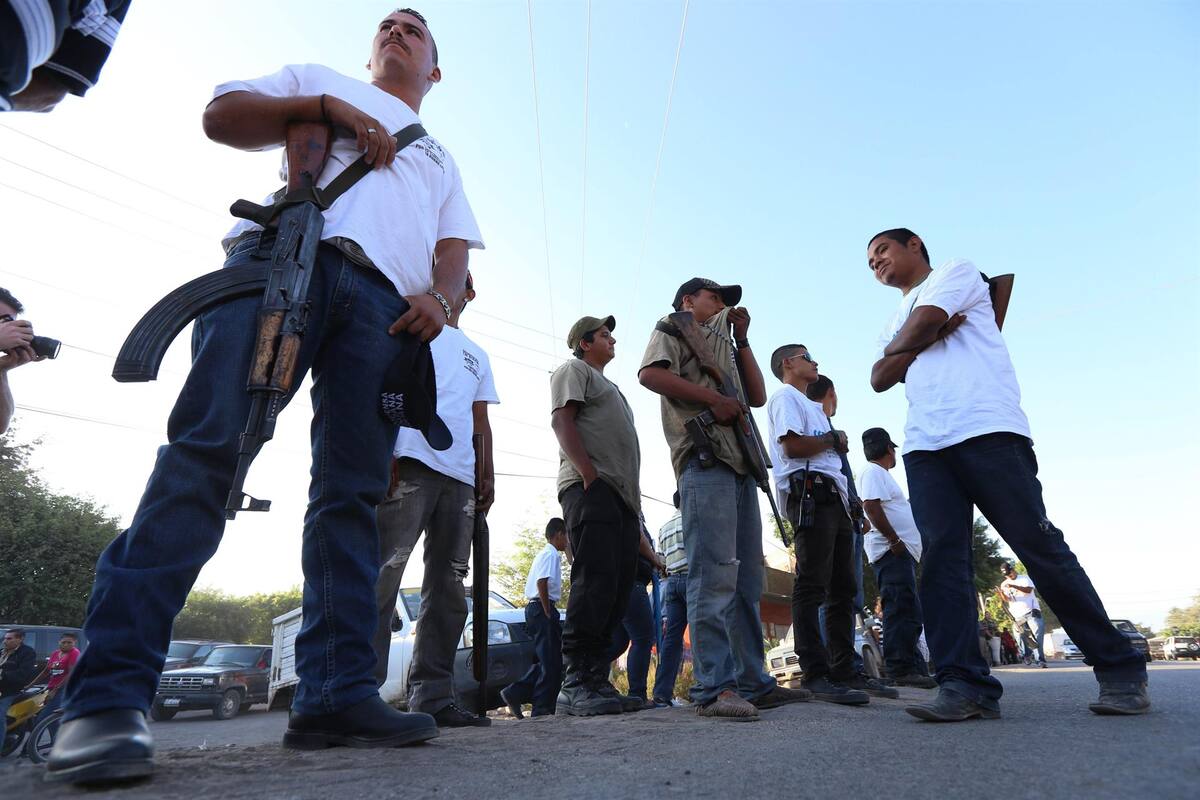 Reportan presencia de autodefensas “Pueblos Unidos” en Pátzcuaro, Michoacán