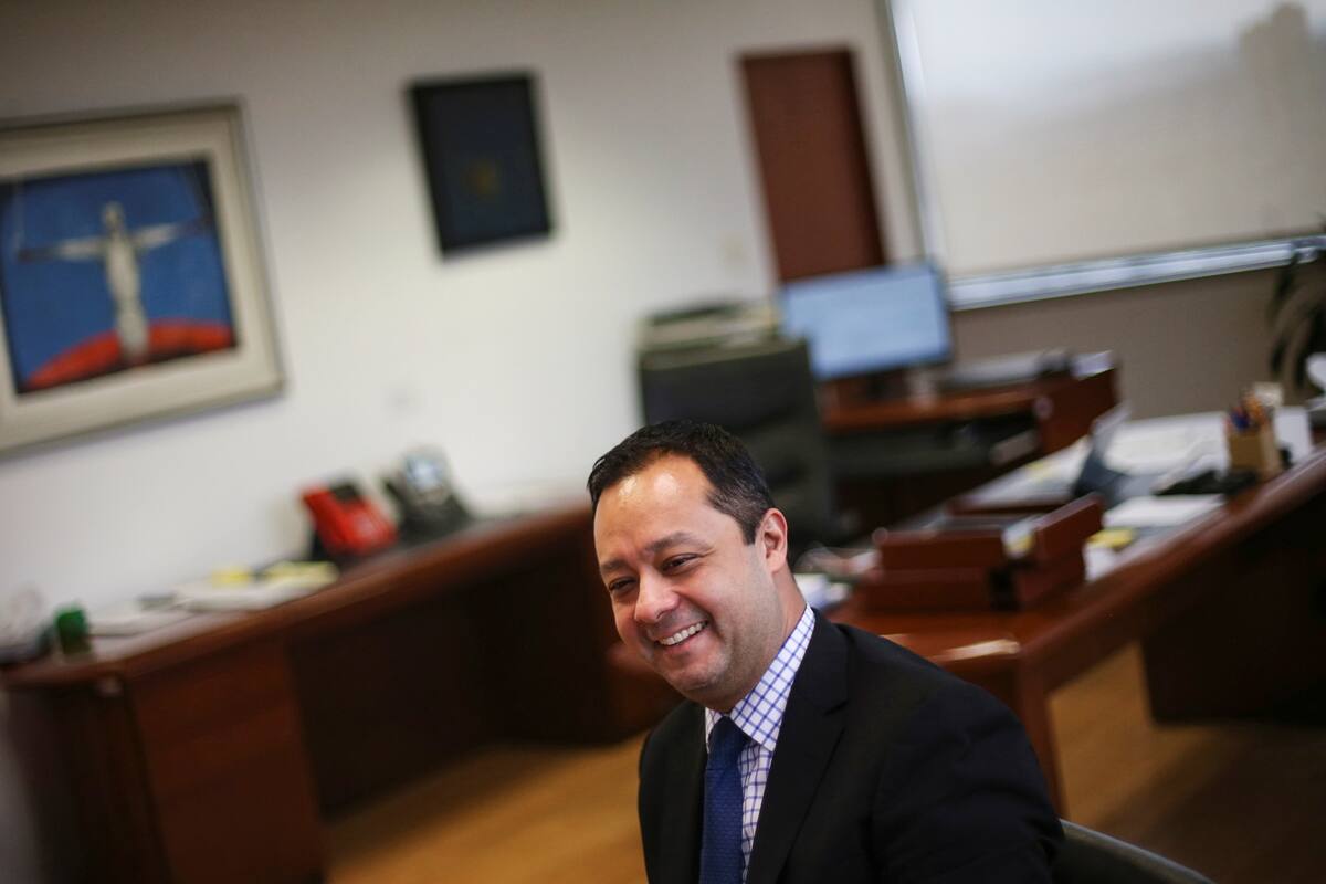 FOTO DE ARCHIVO. El subsecretario de Hacienda de México, Gabriel Yorio, sonríe durante una entrevista con Reuters en la Ciudad de México, México 11 de septiembre de 2019. Imagen tomada el 11 de septiembre de 2019. REUTERS/Edgard Garrido