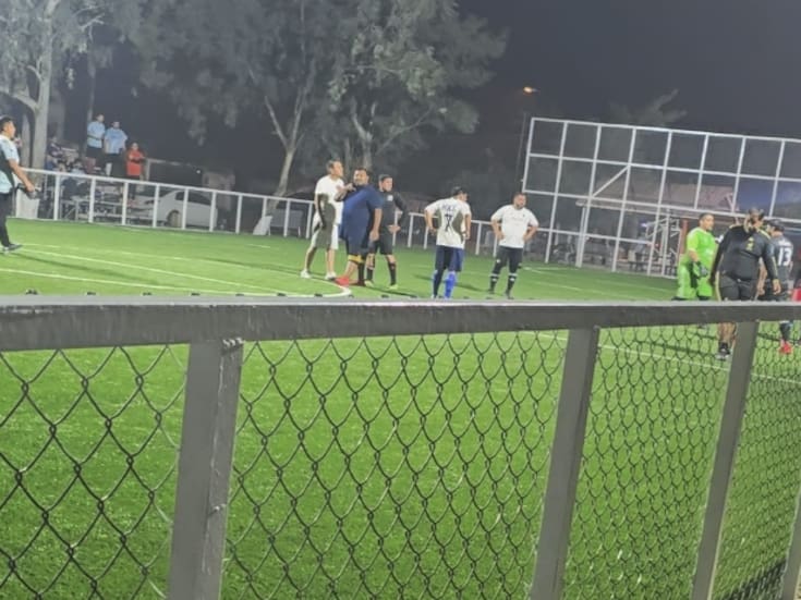 Partido amistoso de futbol termina en agresión contra árbitro