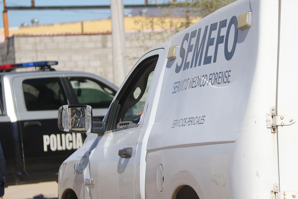 Hallan sin vida a una persona en el patio de una casa en Hermosillo