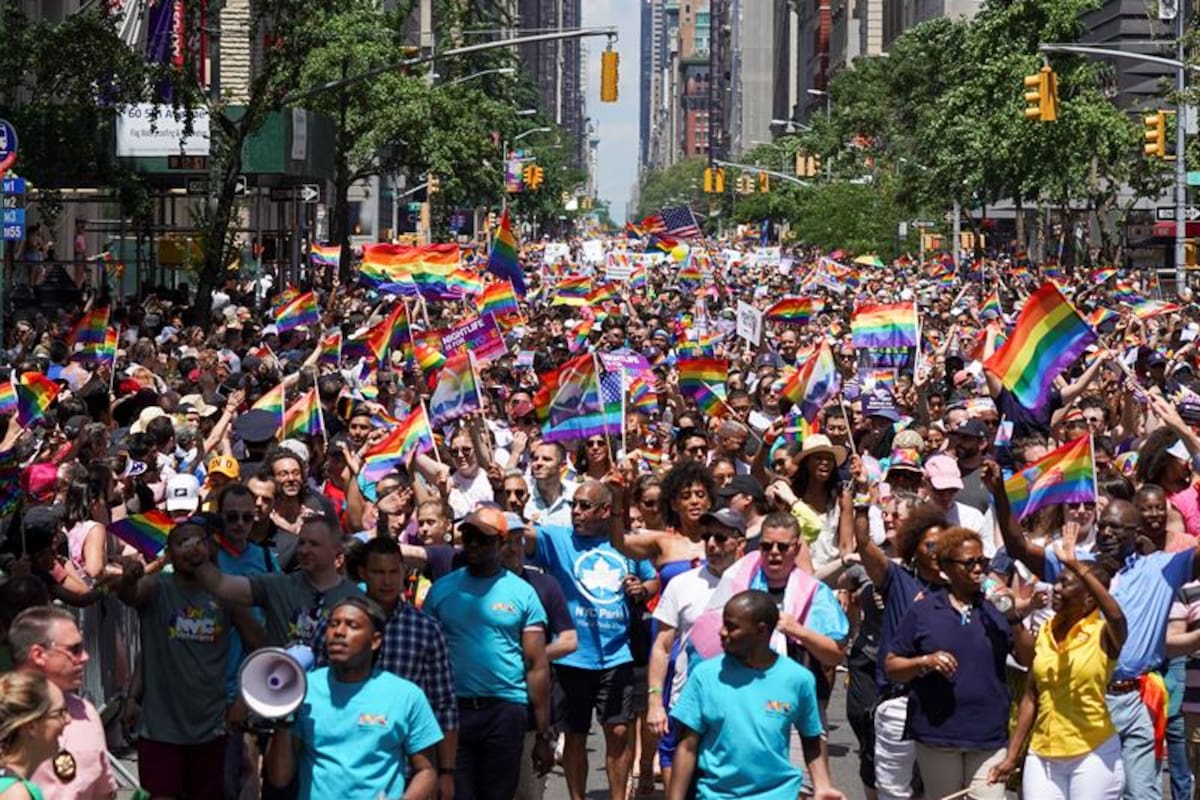 FOTOS: Desfile gay en Nueva York de los más grandes en la historia