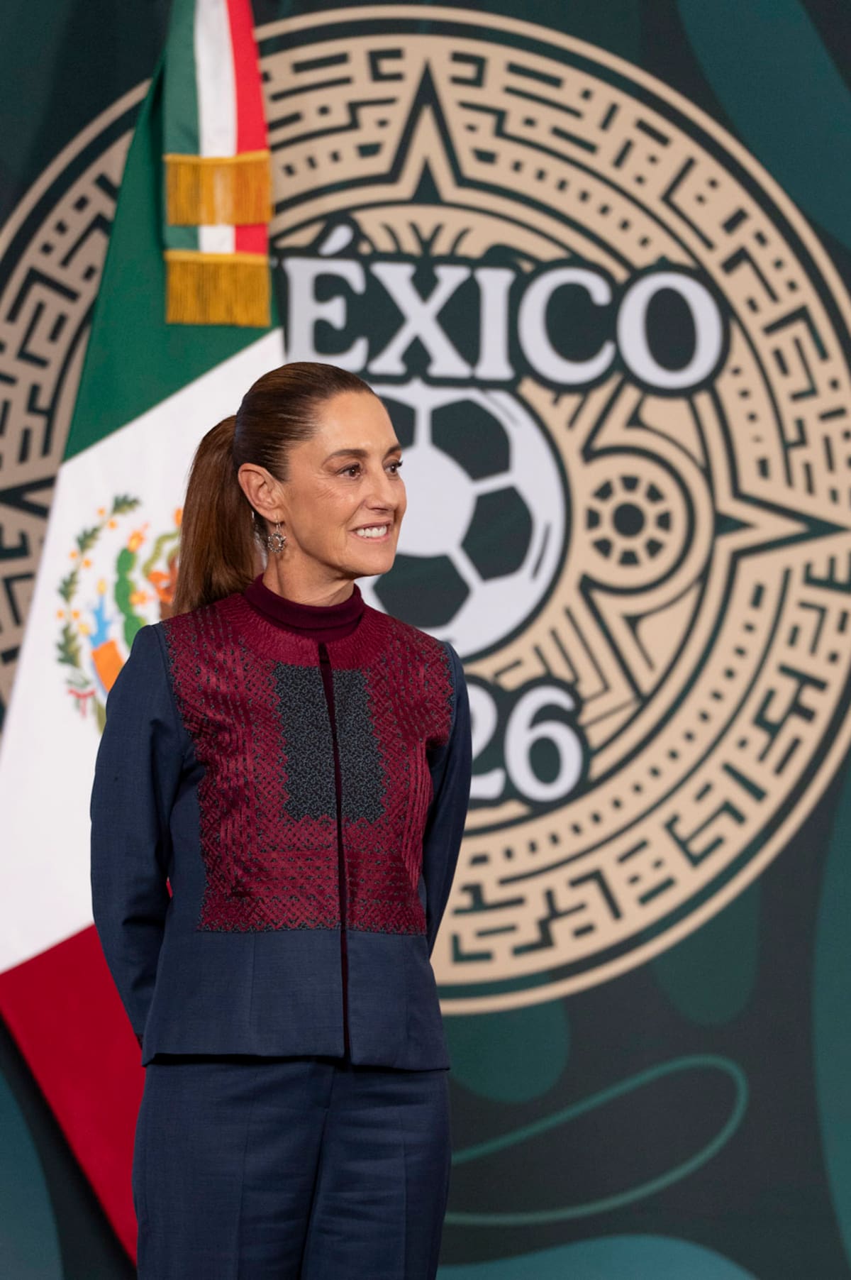 Cuauhtémoc, Ciudad de México, México, 5 de marzo de 2026. La doctora Claudia Sheinbaum Pardo, presidenta Constitucional de los Estados Unidos Mexicanos en conferencia de prensa matutina, “Conferencia del Pueblo” en el Salón Tesorería de Palacio Nacional. | Foto: Saúl López / Presidencia