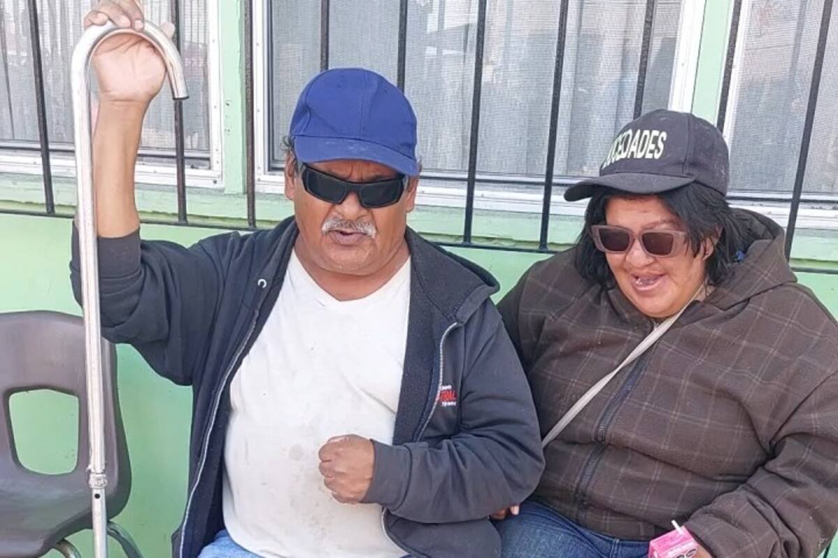 La ceguera no lo detuvo: es la historia de Alfredo