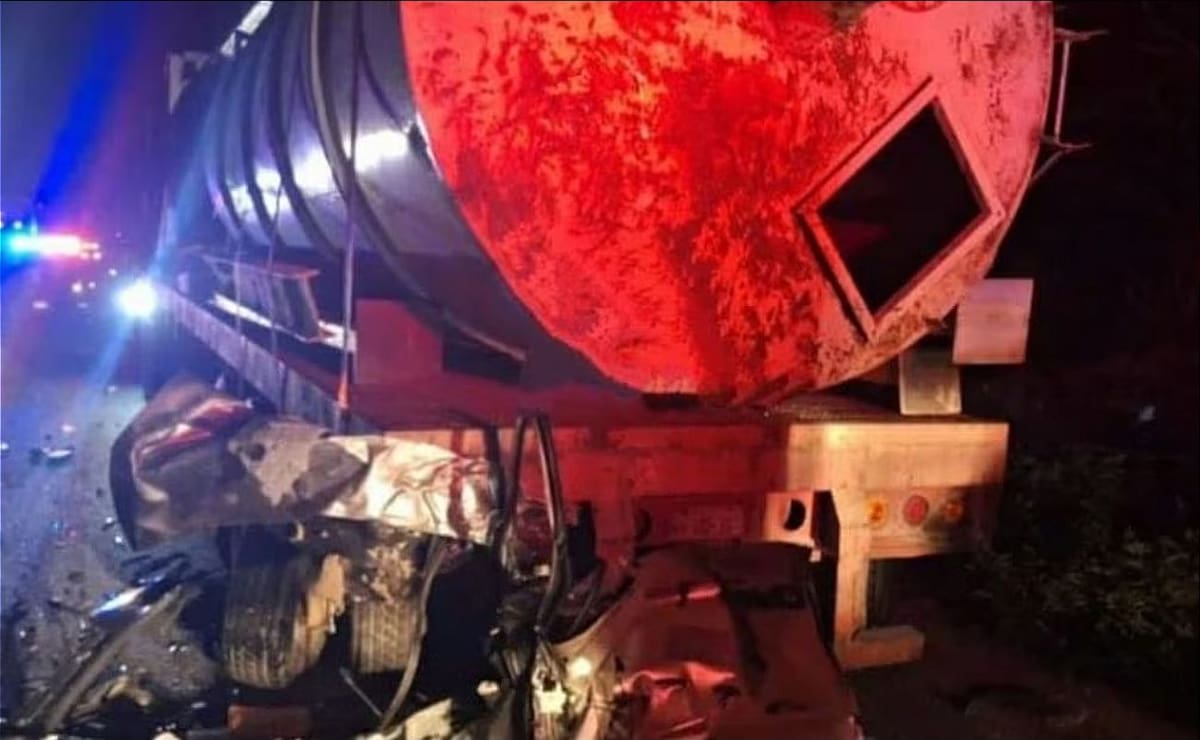 Mueren 4 jóvenes tras chocar contra una pipa en Yucatán.// Foto: Especial/El Universal