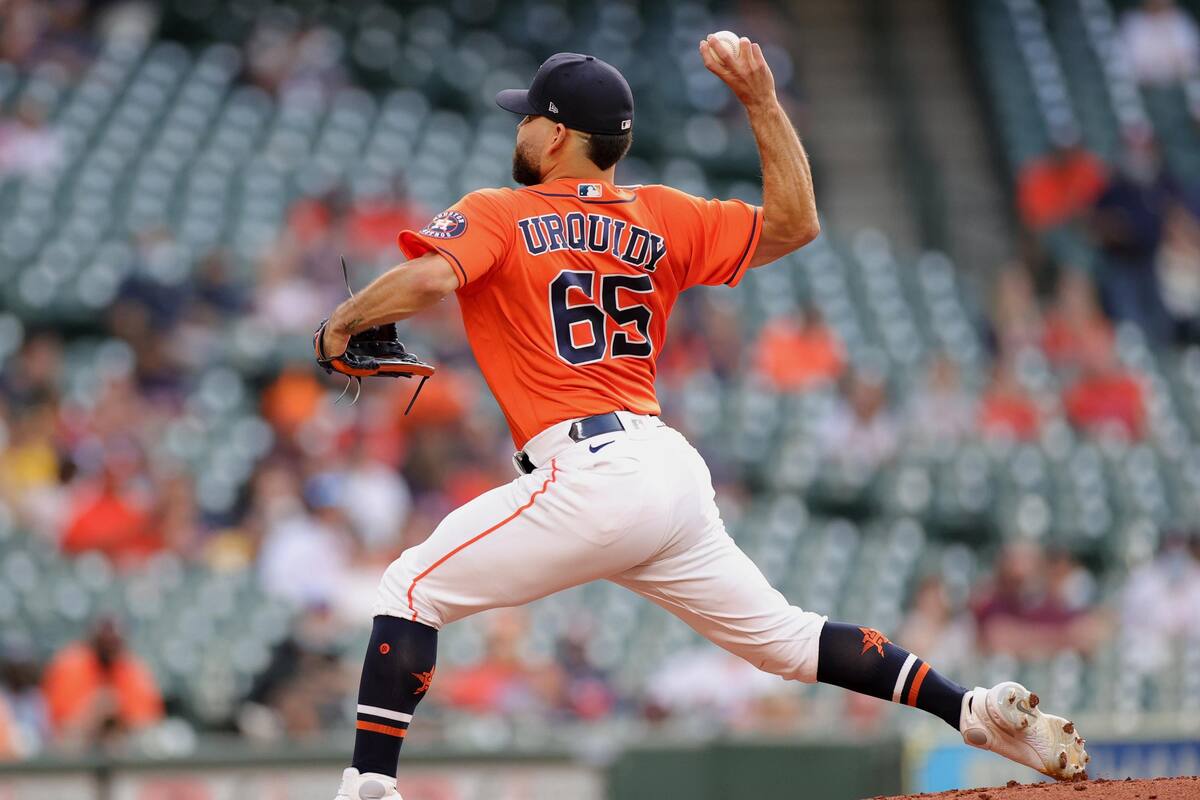 Lanzará José Urquidy este lunes con los Astros
