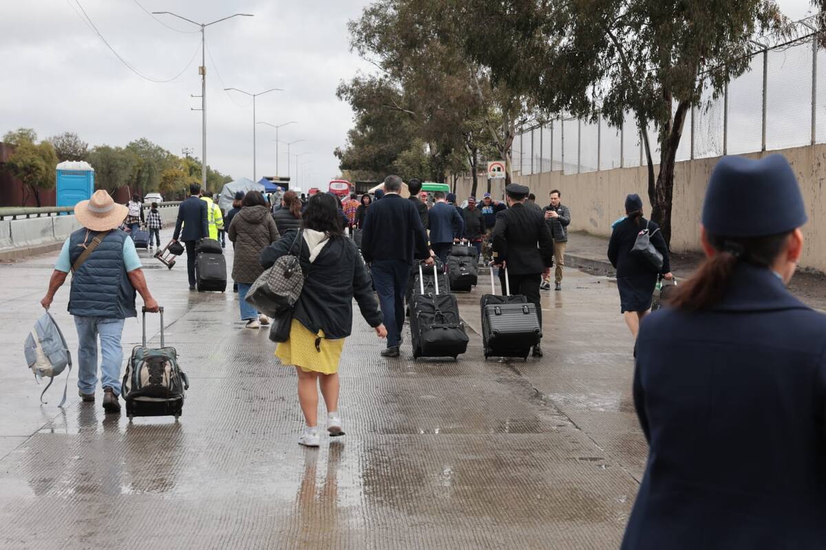 Ciudadanos son los más afectados por bloqueo de accesos al Aeropuerto de Tijuana