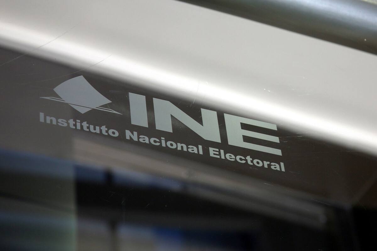 Miles de credenciales del INE están detenidas debido a pandemia