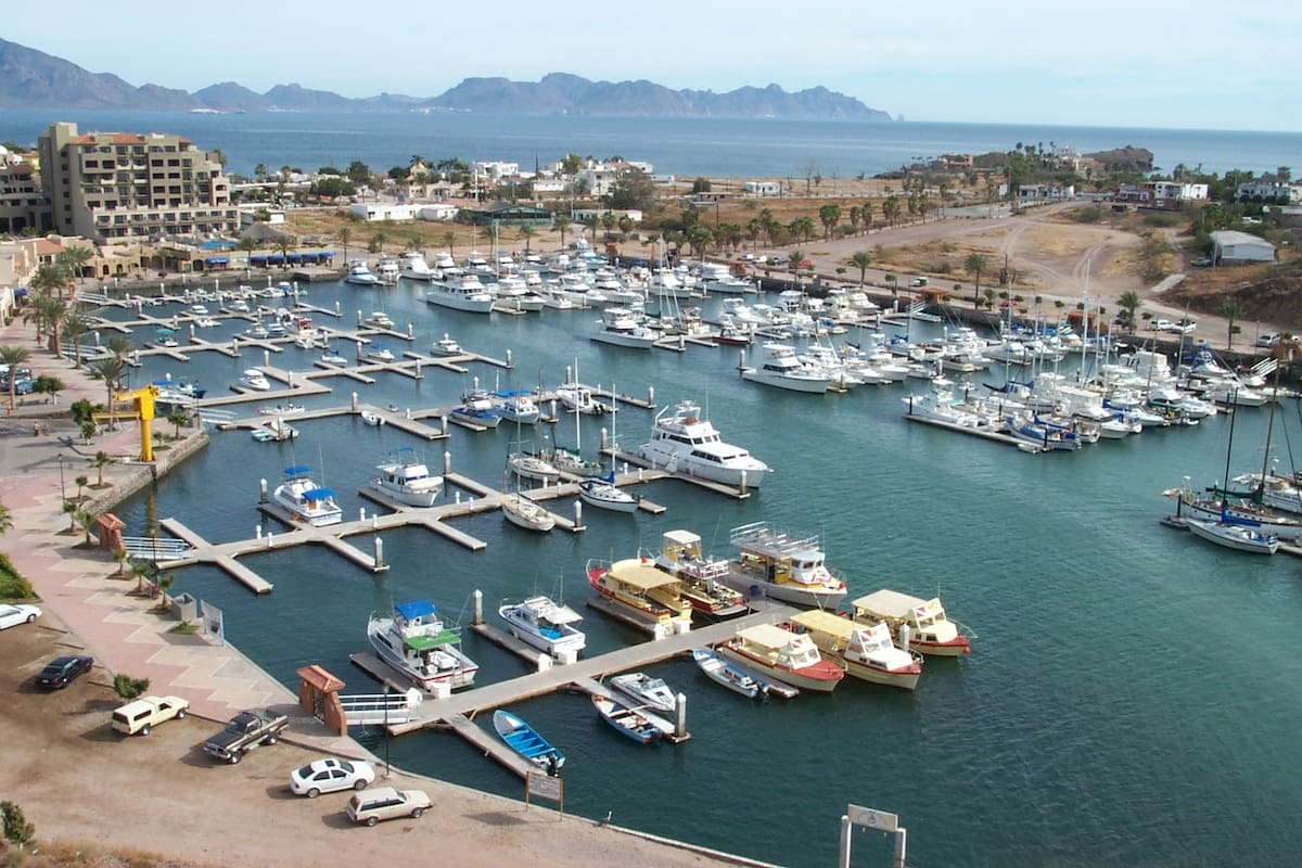 Playas de Sonora atraen a turistas nacionales y extranjeros durante todo el año