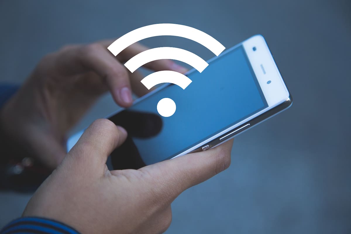 El riesgo de robo de datos está presente no solo en computadoras, sino también en tablets y teléfonos móviles. Foto: Pixabay/Canva