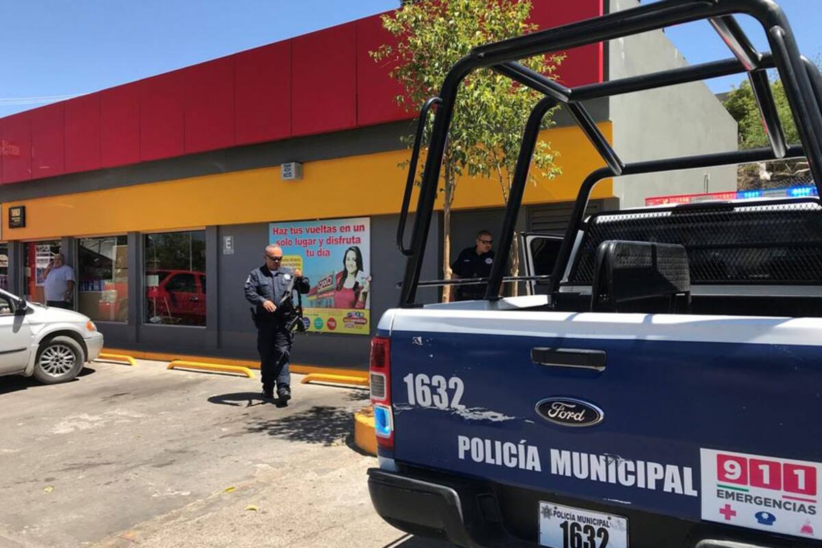 Capacitan a cajeros de tiendas para auxiliar a víctimas