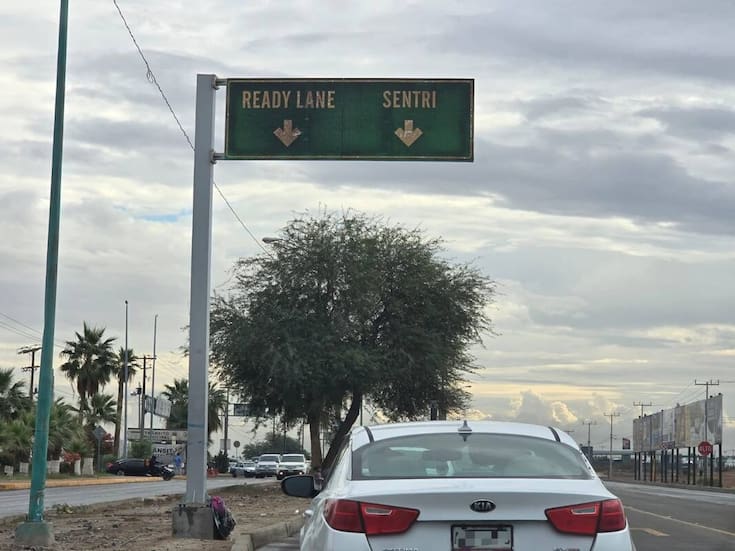 Inicio de semana con largas filas en garitas de Mexicali