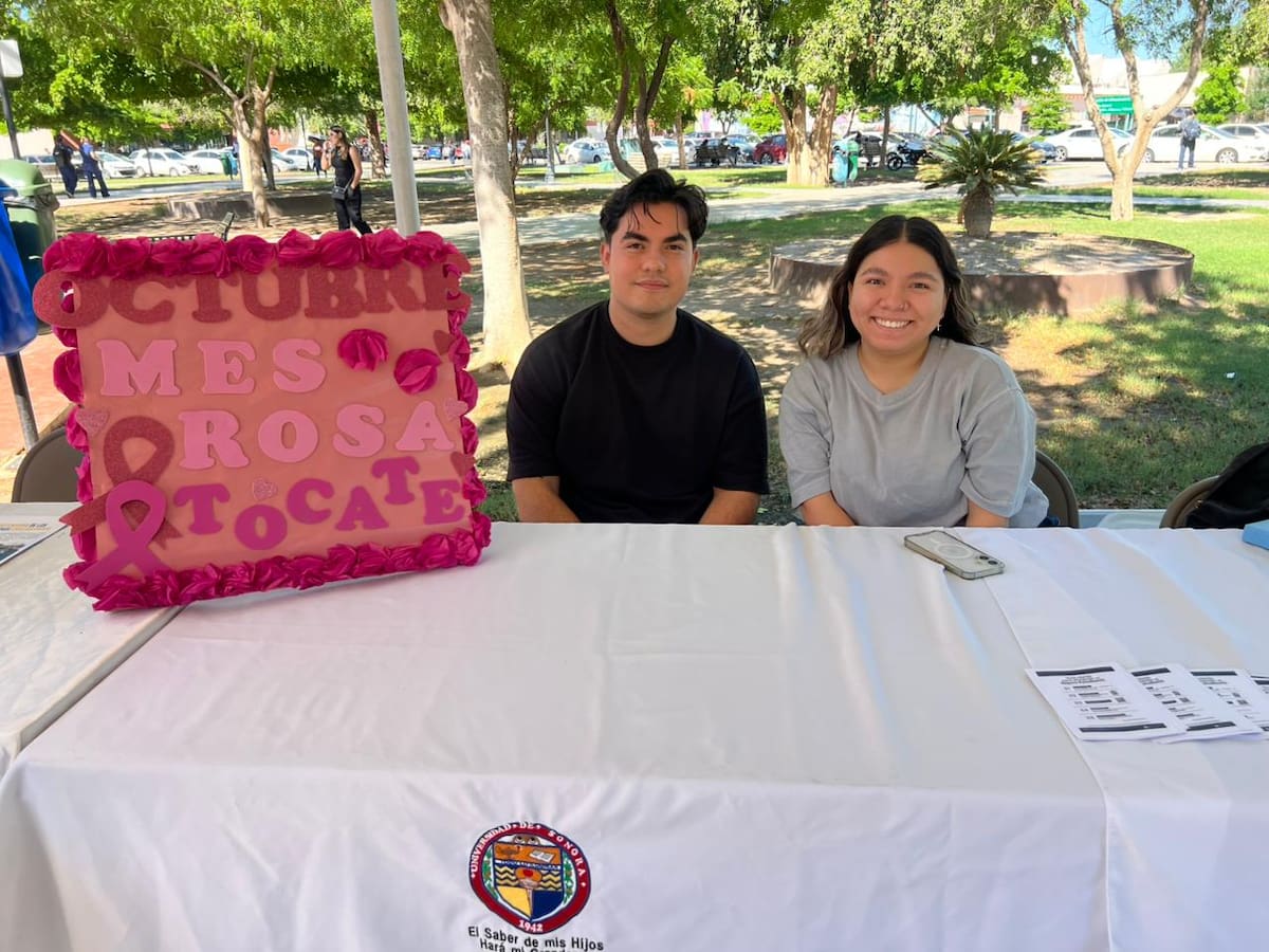 La Universidad de Sonora llevó a cabo la Feria de la Salud 2025-2 en la Plaza del Estudiante.