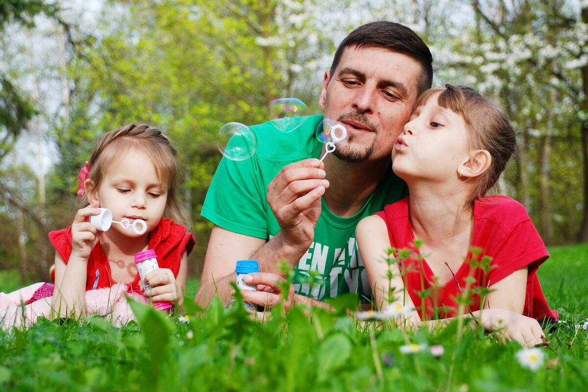 Los 5 mejores regalos financieros para este Día del Padre