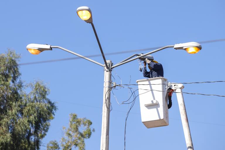 Mantienen cobro de Derecho por Servicio de Alumbrado Público este año