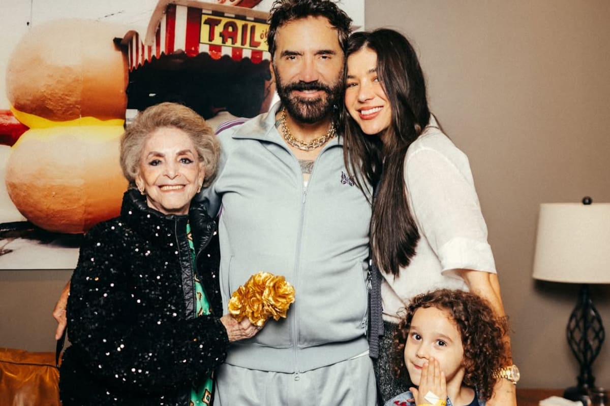 Así celebró Alejandro Fernández el cumpleaños de su novia