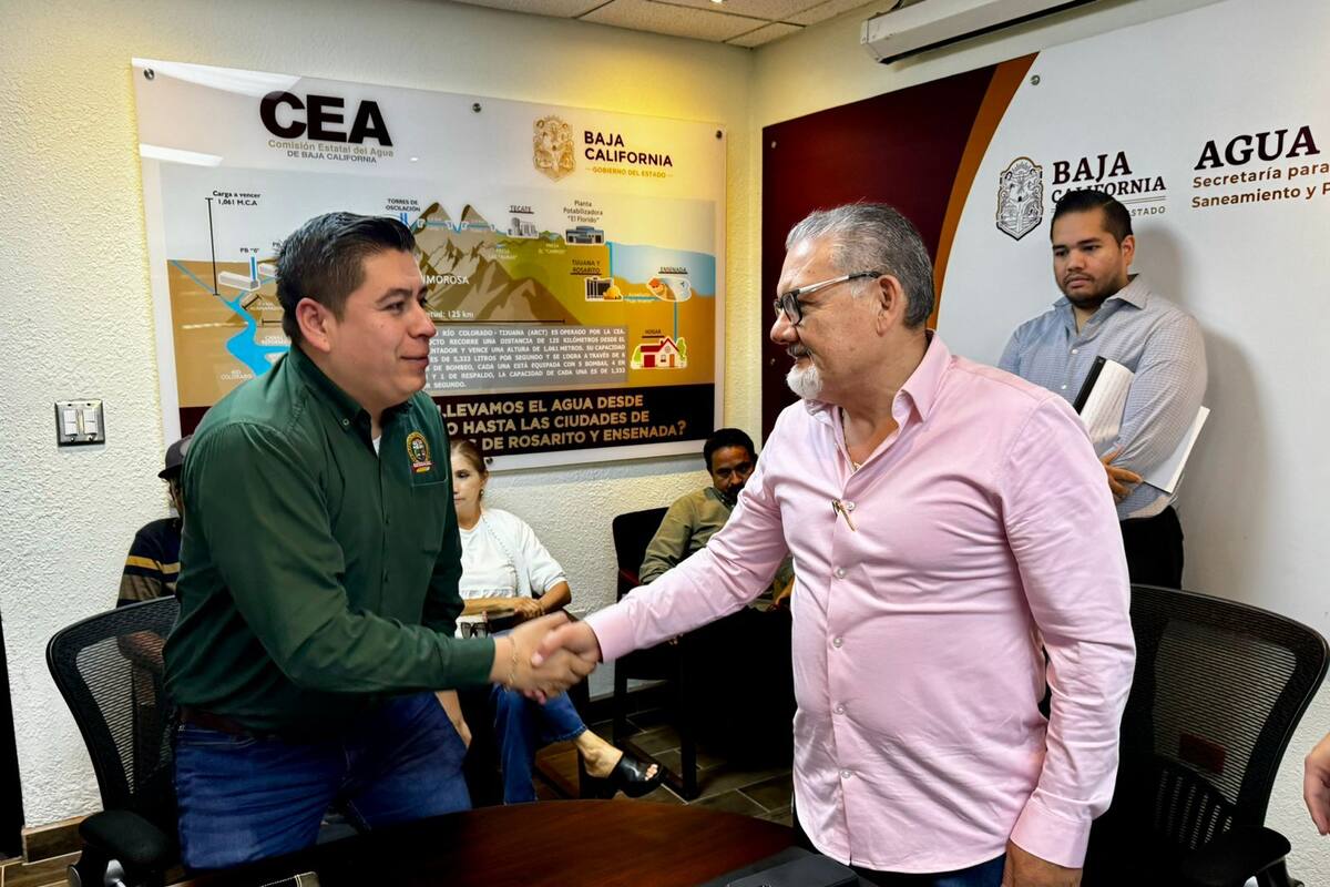 Se reúne titular de Seproa con manifestantes de la CEA