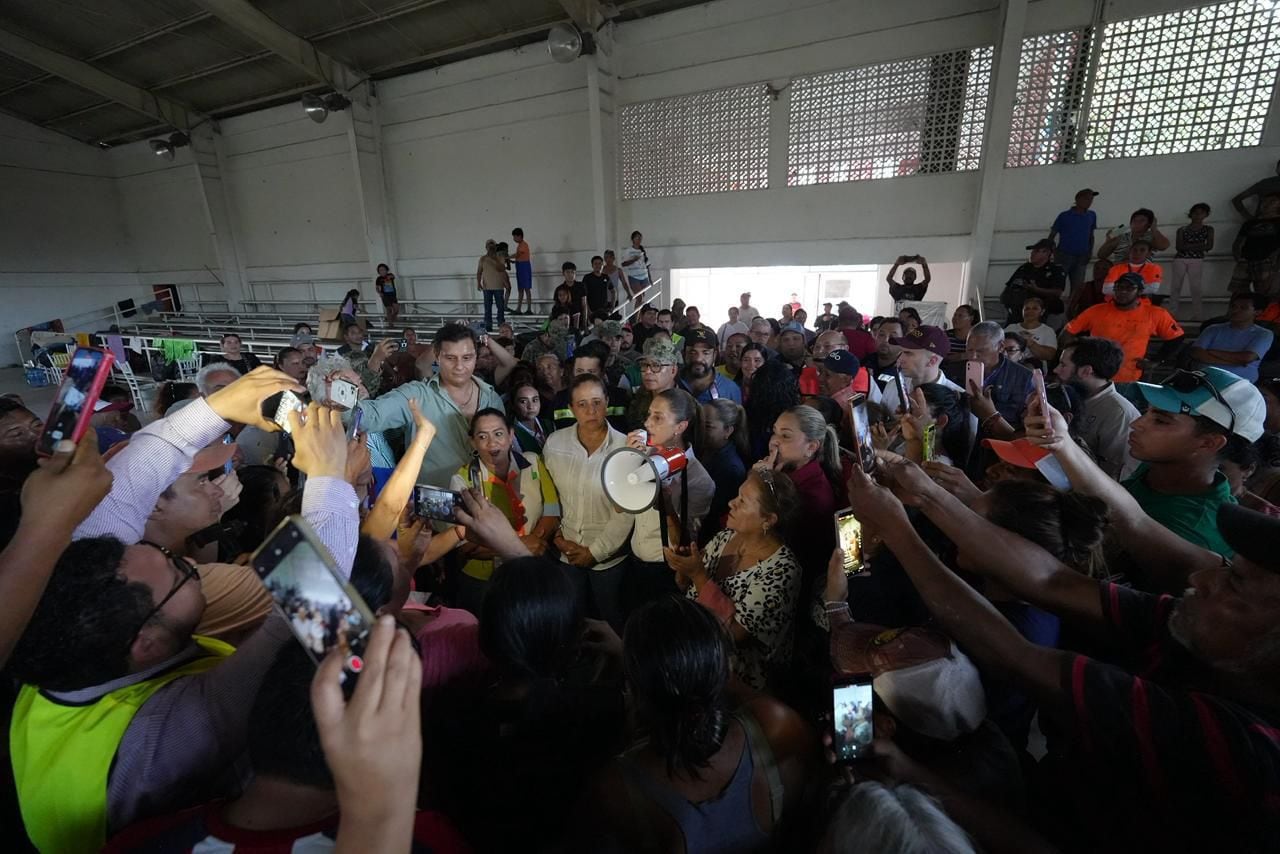 Apoyos humanitarios fueron enviados a Puebla, Veracruz, Hidalgo, San Luis Potosí y Querétaro por instrucción de la gobernadora Marina del Pilar. Foto : Cortesía