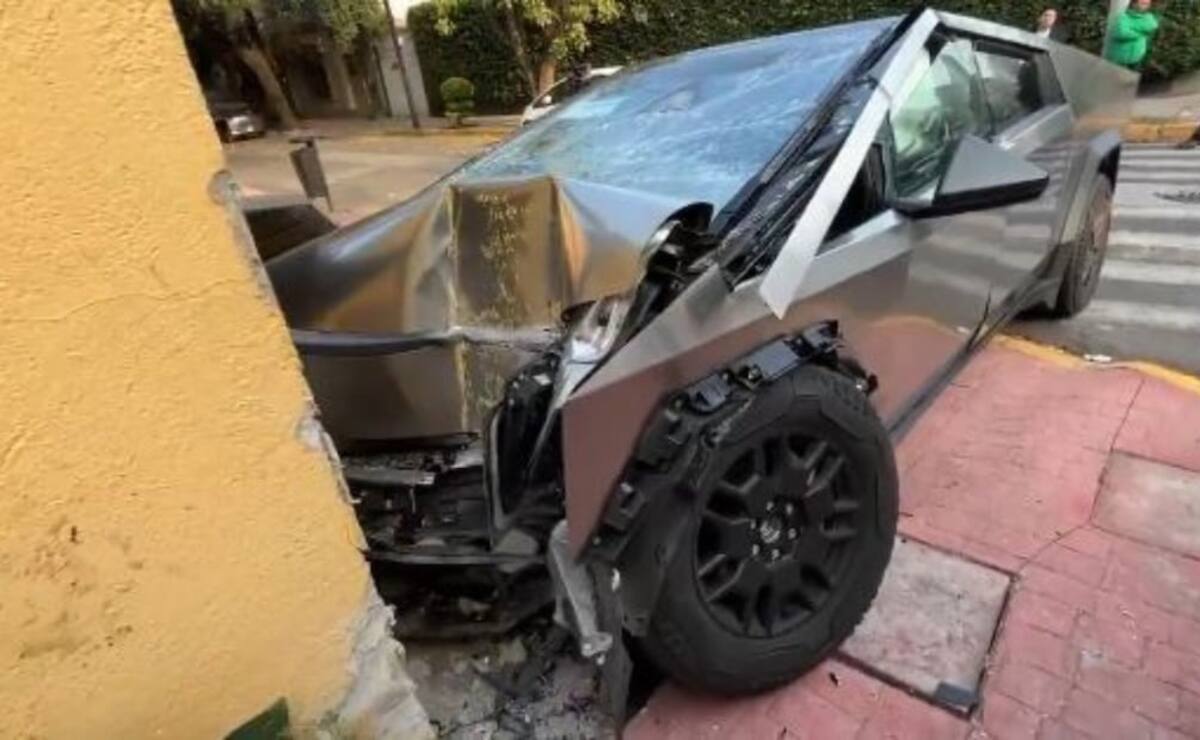 Choque de Tesla Cybertruck en CDMX