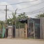 Lluvias aumentan riesgo de descargas e incendios en invasiones de Hermosillo por conexiones eléctricas irregulares